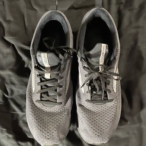Men’s Size 13 Grey Brooks Revel 4.